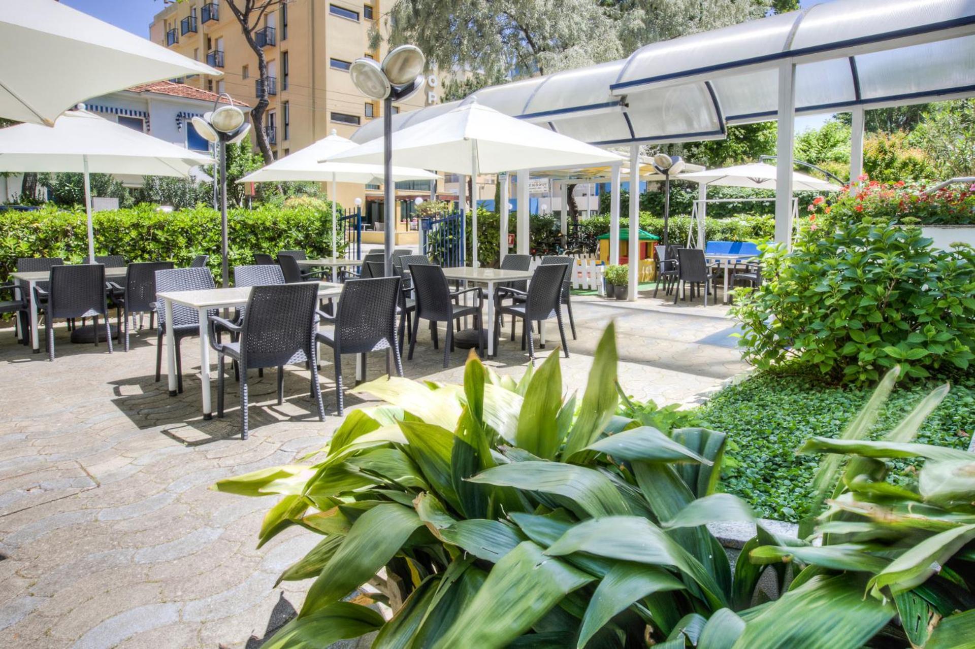 Hotel Taunus - Vista Mare Риччоне Экстерьер фото